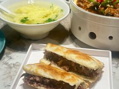 -高玛纳驴肉火烧(一世界店)