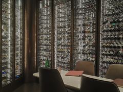 -wineapp葡萄酒餐吧(外滩金融中心店)