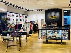 -Vivienne Westwood(上海来福士广场店)