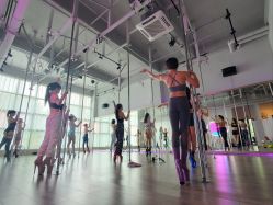 -桃秘钢管舞 Peach Pole Fitness