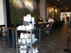 大堂-星巴克(深圳龙华人民北店)