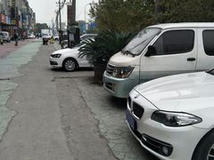 -阳坤华府国际酒店-停车场