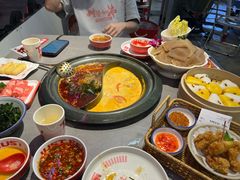 -生活如沸·顺德水牛奶火锅(大学路店)