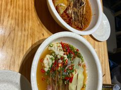 藤椒味钵钵鸡-嘉州叶婆婆钵钵鸡(建设路店)