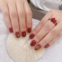 -灰姑娘美甲美睫馆