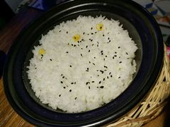 -多嘴肉蟹煲(华联店)