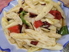 酸辣炒藕带-桂萍特色牛筋牛杂(长堤街总店)