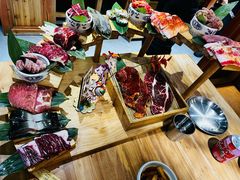 -汉城烤肉·黑金冠(华山路店)