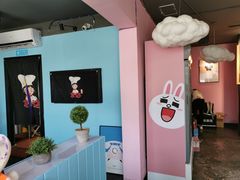 店内色彩还是很可爱-友达面馆·酸菜鱼面(钱塘区店)