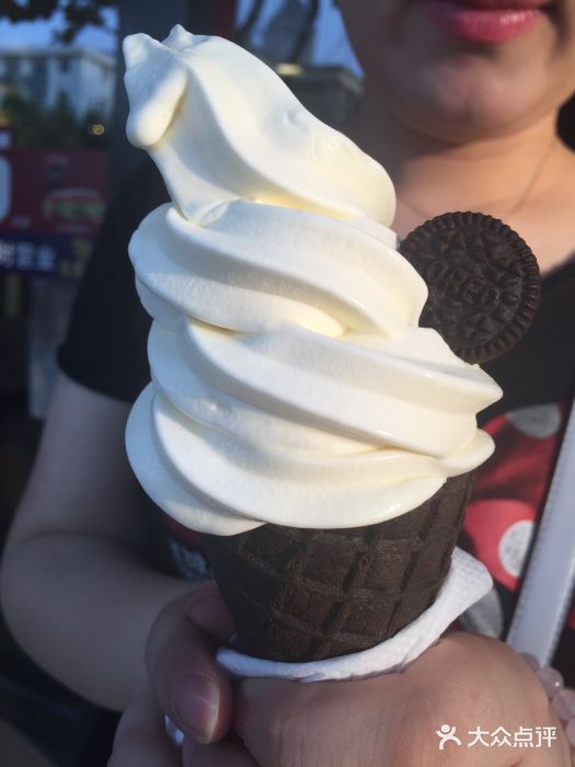 麦当劳(长江中路店)奥利奥甜筒图片