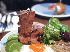 -wineapp葡萄酒餐吧(外滩金融中心店)