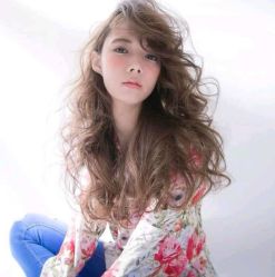 -Miracle集简美发沙龙