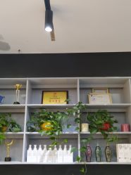 -吉艺心专业美发造型