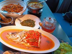 -凤凰湘语·平价海鲜餐厅(浦东旗舰店)