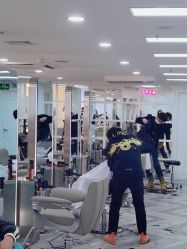 -米娜护肤造型