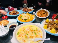 -红蜡烛•瓦罐粥家常菜•夜宵(中山路店)