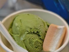 -上海和平饭店维克多咖啡厅 Victor's