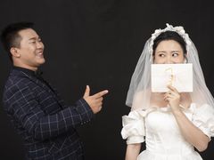 -爱我旅拍婚纱摄影(大理店)