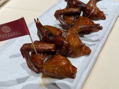 非遗红烧乳鸽-侨美食家·粤菜(体育西路店)
