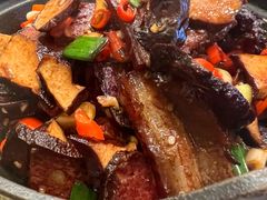 吊锅腊三香-俏湘厨•地道湘菜(建华南路店)