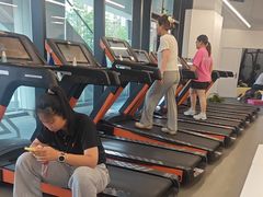-乐刻运动健身(青山印象城店)