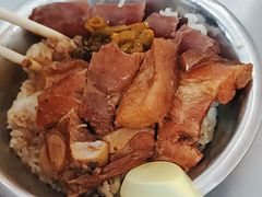 -梁阿婆廿年老牌扣肉糯米饭