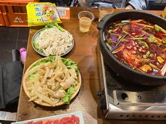 -黔有有贵州酸汤夺夺粉火锅(五味十字店)