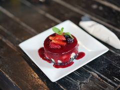 -莓园冰淇淋店