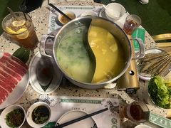 -禄婶鸡煲·打边炉