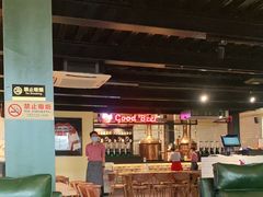 大堂-普兰达德国餐厅·德式脆皮烤猪肘·自酿啤酒(观唐店)