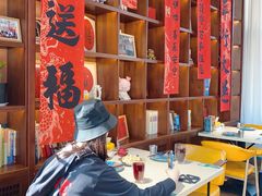 -蚝堡·生蚝海鲜烧烤物种起源•海肠捞饭(刘公岛店)
