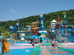-平湖九龙山乐满地水上乐园
