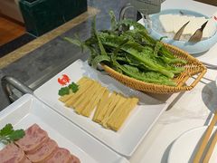 -七欣天香辣蟹火锅(无锡金太湖国际城店)