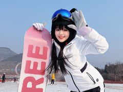 -济南卧虎山滑雪场