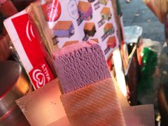 -詹爷爷乌节路街头冰淇淋