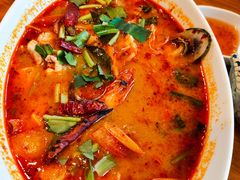 -Chom Cafe and Restaurant