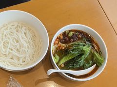 -三千粉牛肉米粉(来客茂店)