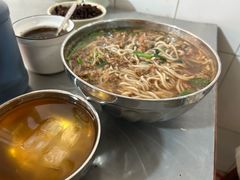 -正宗杨记普洱酸醋米线(总店)