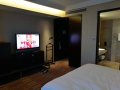 -上海龙之梦万丽酒店