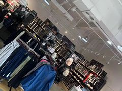 -UNDER ARMOUR(八达岭奥莱店)