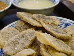 老北京炸灌肠-门框胡同百年卤煮(新街口店)