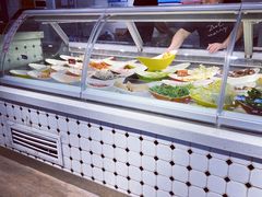 面包甜点陈列柜-小山城麻辣香锅(新邻生活广场店)