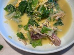 笔管鱼小白菜-开海·红岛海鲜虾水饺(石老人店)