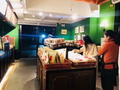 -汪玉霞(汉口里店)