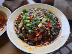 -拈签一笑黄牛肉辣卤串串