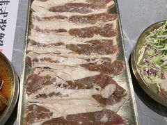 -草家酱蟹炭火烤肉店(珲春南路一店)