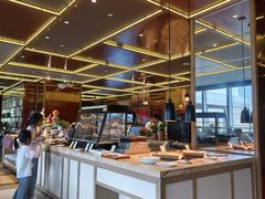 -大中华希尔顿酒店-念自助餐·嗨啤·小龙虾