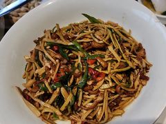 -鑫小城故事·藕汤·家常菜(台北一路总店)