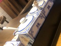 -鑫花溪牛肉米粉(人民广场店)