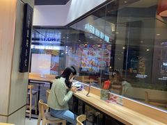 -魔都三兄弟酸辣粉·蘸卤炸串(虹桥万科店)